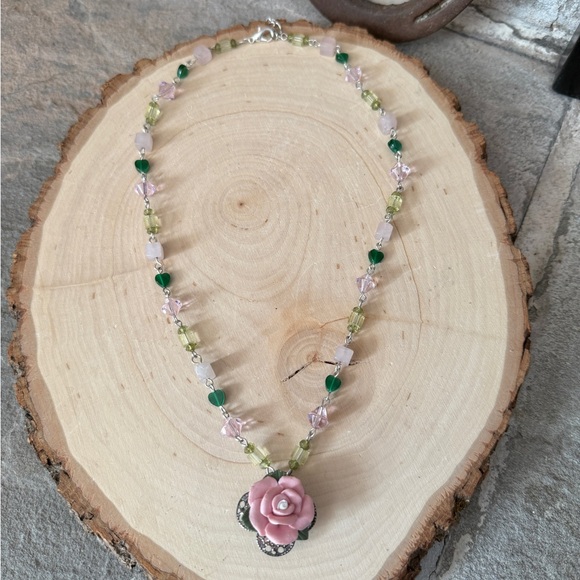Pink Rose Pendant Choker Necklace with Pink and Green Beads - Picture 11 of 11
